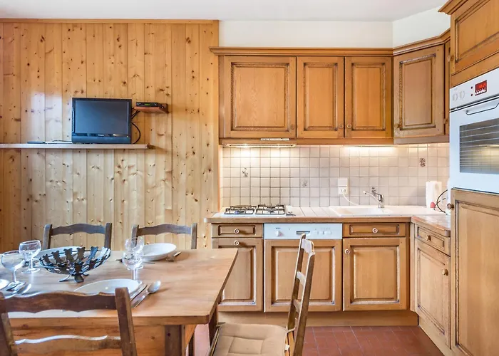 Appartement 3 Pieces Avec Balcon Et Wifi - Jaillet - Fr-1-453-80 *